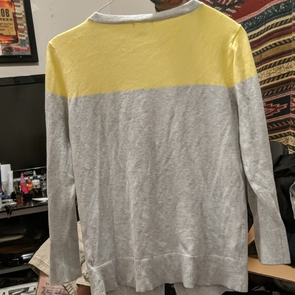 Gently used Cardigan - Picture 2 of 3